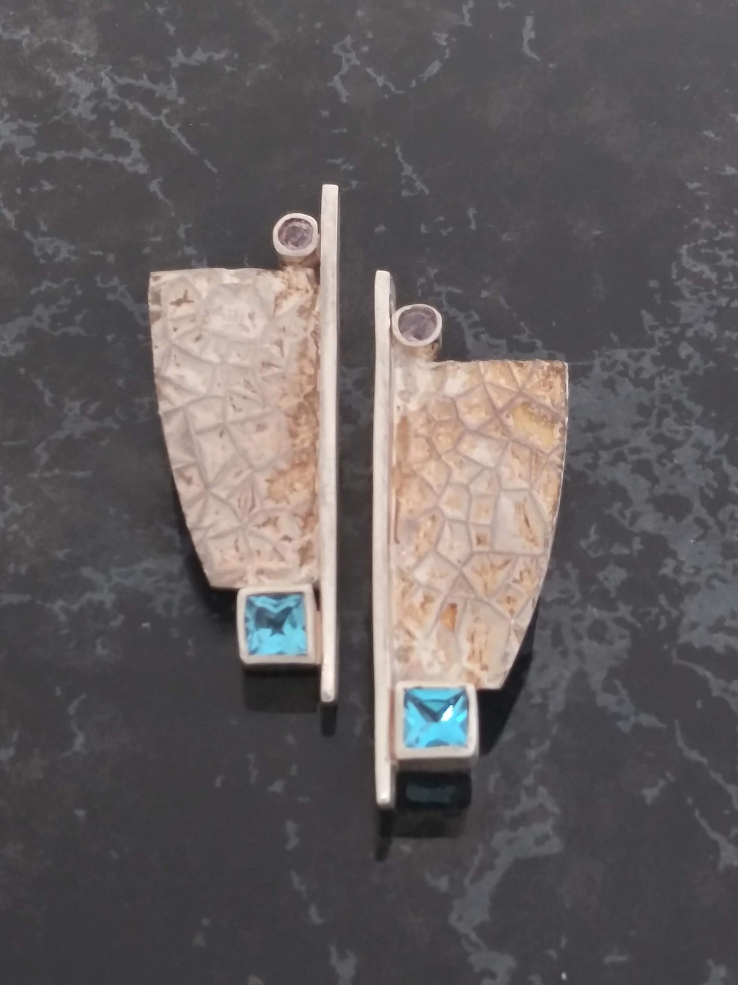 TXBER-003 - Earrings - Blue top-Saph